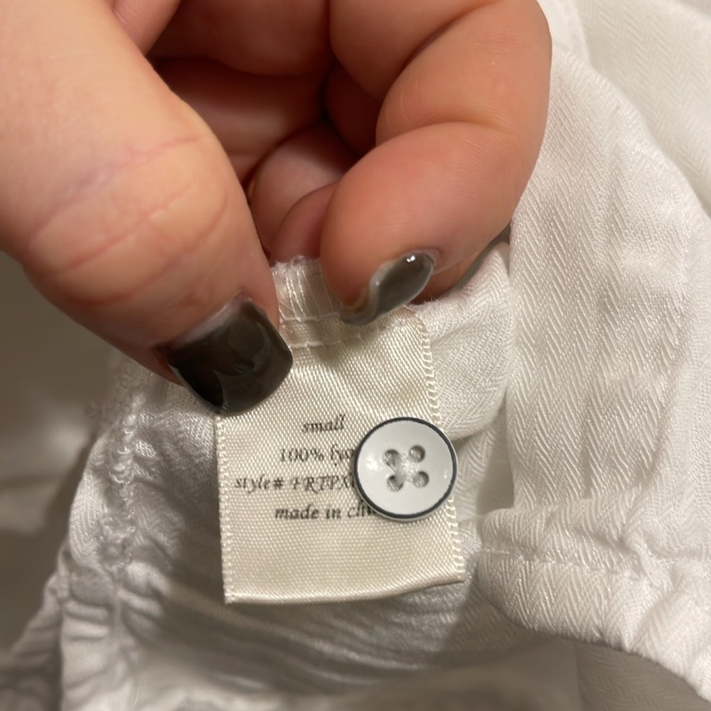 Women's Harper White Short-Sleeve Button Down - Picture 3 of 11